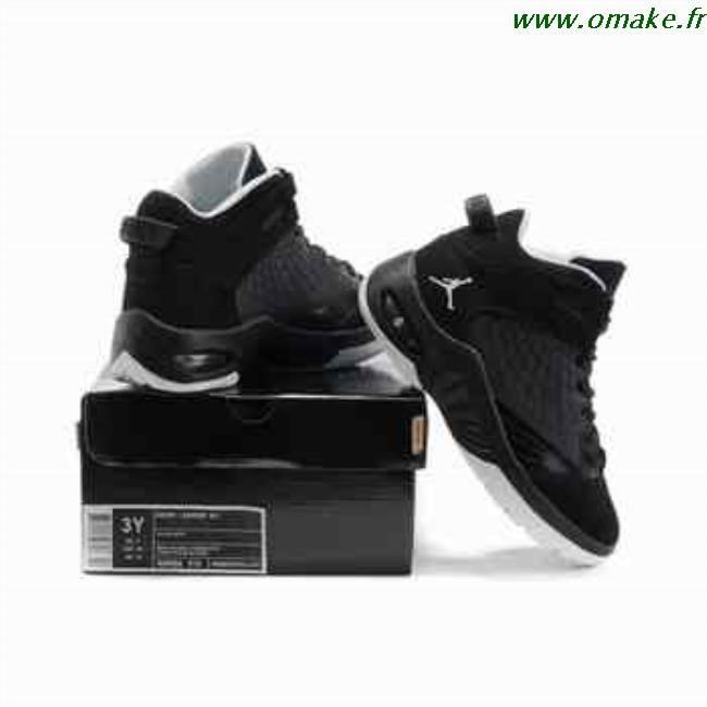 jordan femme noir et or